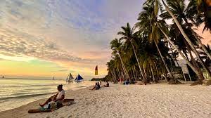 Increase in tourists in Boracay Island during the Easter holidays breaks government rules 3 Boracay Island