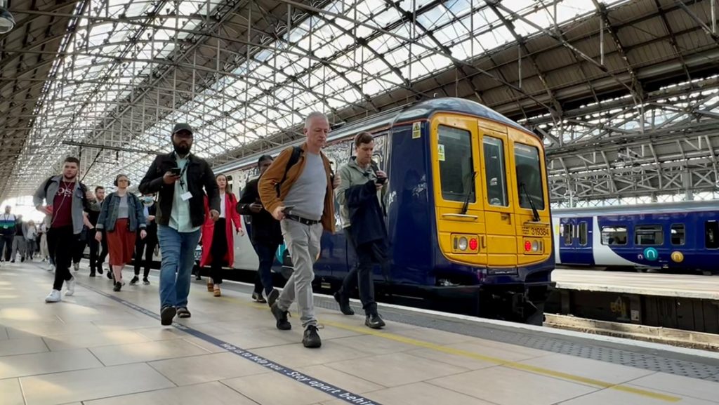 Piccadilly Passengers’ Advice Ahead of Manchester Music Weekender 3 dfe3de78221142d3b968b1ca44830d82