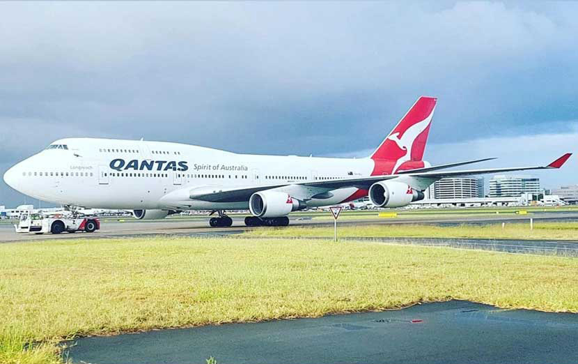 Qantas , in-flight ,