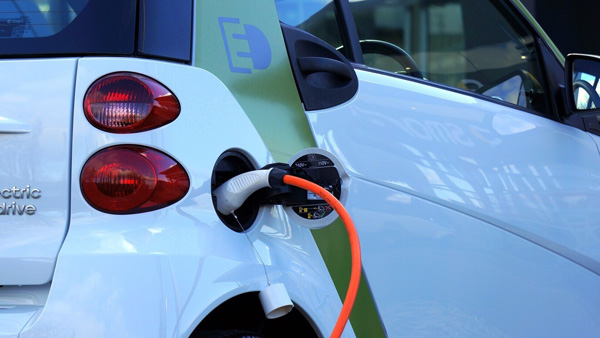 Tallinn Airport introduced first electric cars Tallinn Airport introduced first electric cars