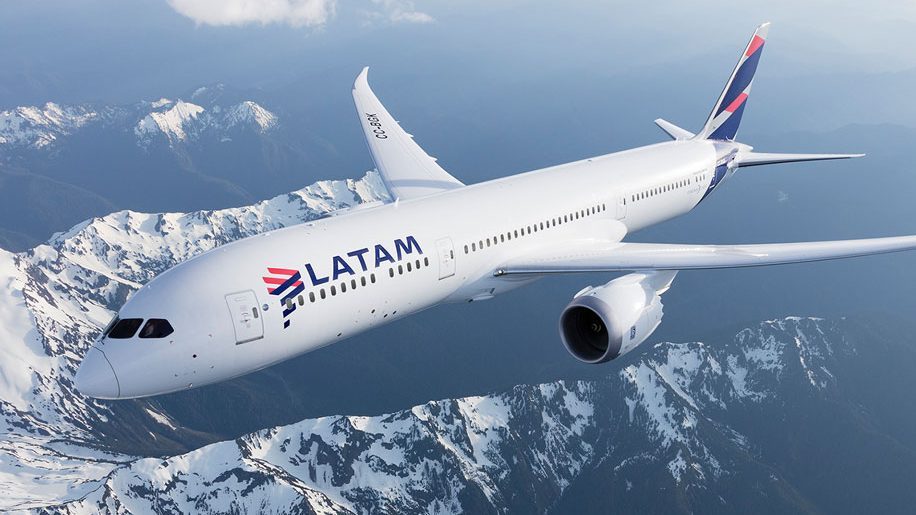 LATAM, turbulence, safety, Auckland, travel, Boeing, seatbelts, injuries