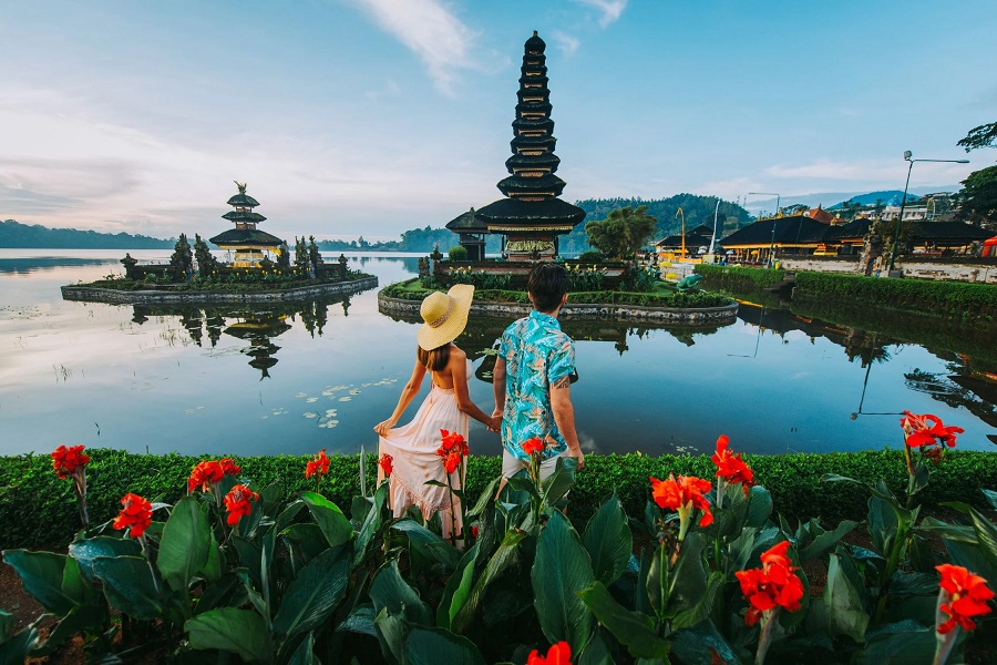 Bali urges tourists to show respect for its local culture