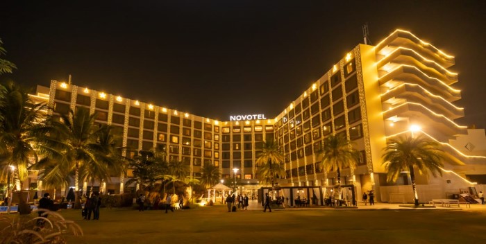 Novotel Hyderabad, Tree Lighting,