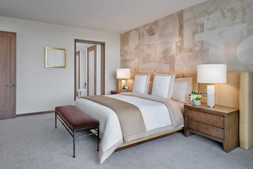 Four Seasons Silicon Valley has unveiled the much-awaited revamp of its Luxury and Presidential Suites. These Specialty Suites, now completely reenvisioned, embody modern sophistication and the comfort of home, establishing a new benchmark for luxury in Silicon Valley's core.
