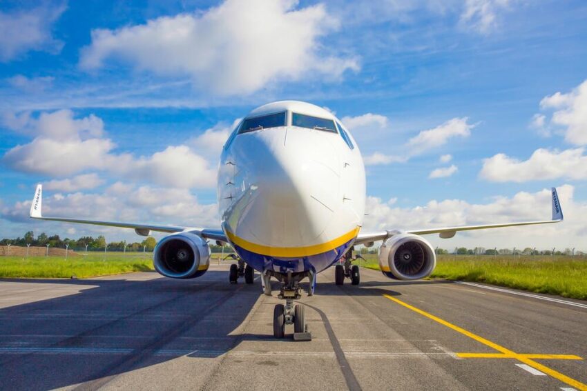 Ryanair, the leading airline in Santander, unveiled its summer 2024 schedule today (March 14), featuring 16 routes. Among these are captivating summer getaways like Alicante, Bologna, Dublin, London, and Marrakesh.