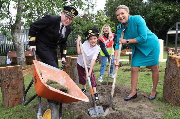 Aer Lingus Celebrates 10 Years of Make a Difference Day with School Renovation