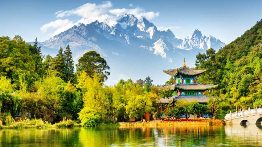 Surge in Australian travel to China following new visa-free policy