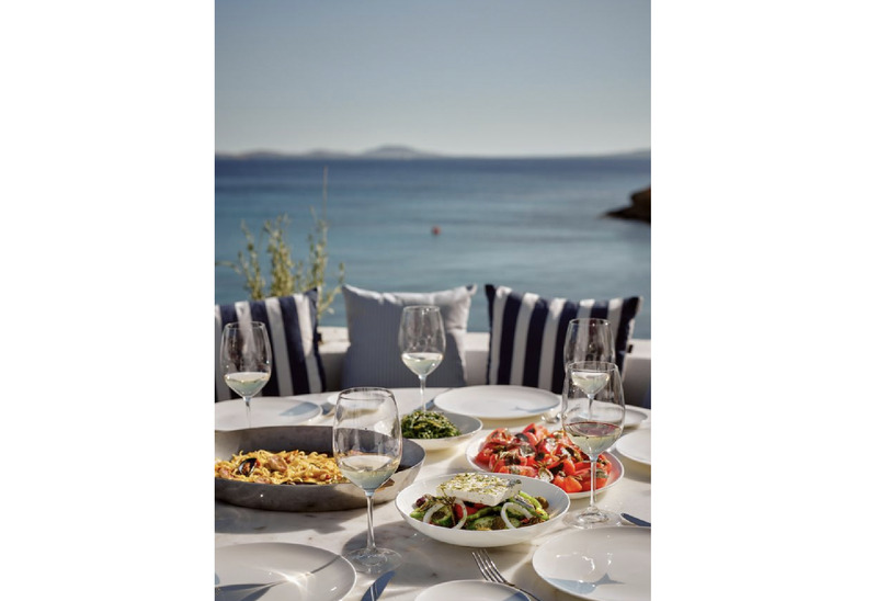 Athenian Flavors Arrive in Mykonos: Papaioannou Debuts This Weekend