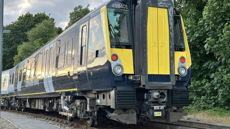 South Western Railway Now Debuts Alstom-Refurbished Class 458 Units in the UK