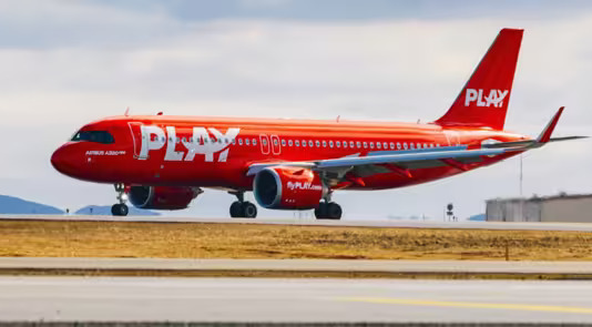 PLAY Airlines Achieves Milestones with 173,109 Passengers in June