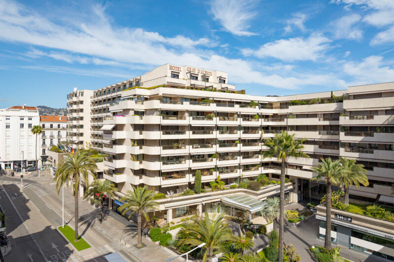 Cannes Hotel