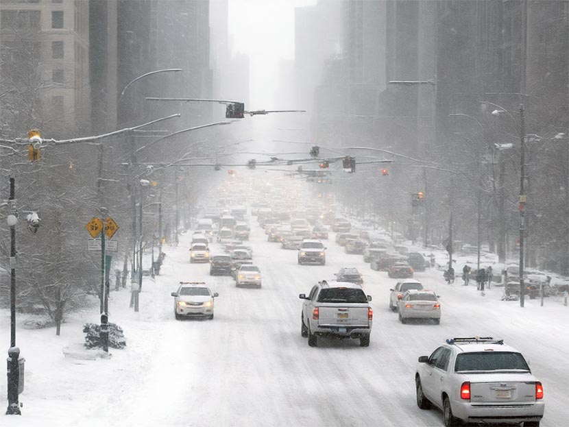 Here is How Chicago Bracing for Freezing Temperatures and Travel Chaos ...