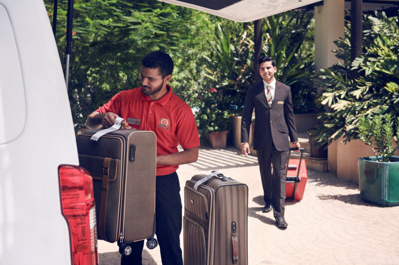 How Can Emirates Passengers Prepare for Busy Travel Periods Ahead of Eid Al Fitr with Expected Peak Volumes? What You Need to Know