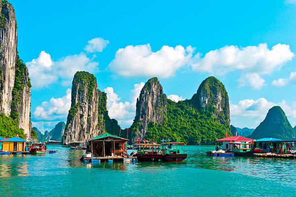 Vietnam’s Unstoppable Tourism Boom: Here Are 5 Reasons You Should Visit Now!
