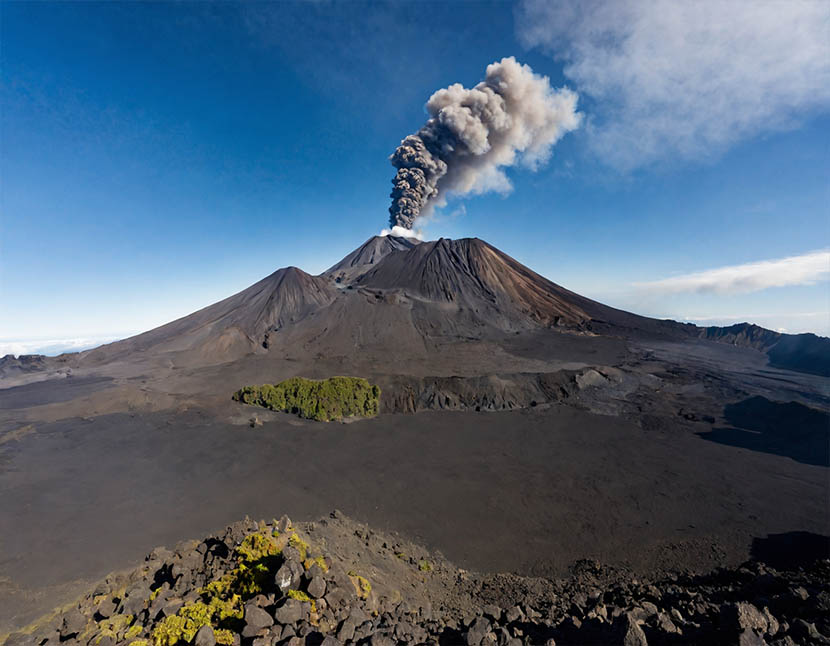 Gunung berapi - dunia perjalanan dan tur