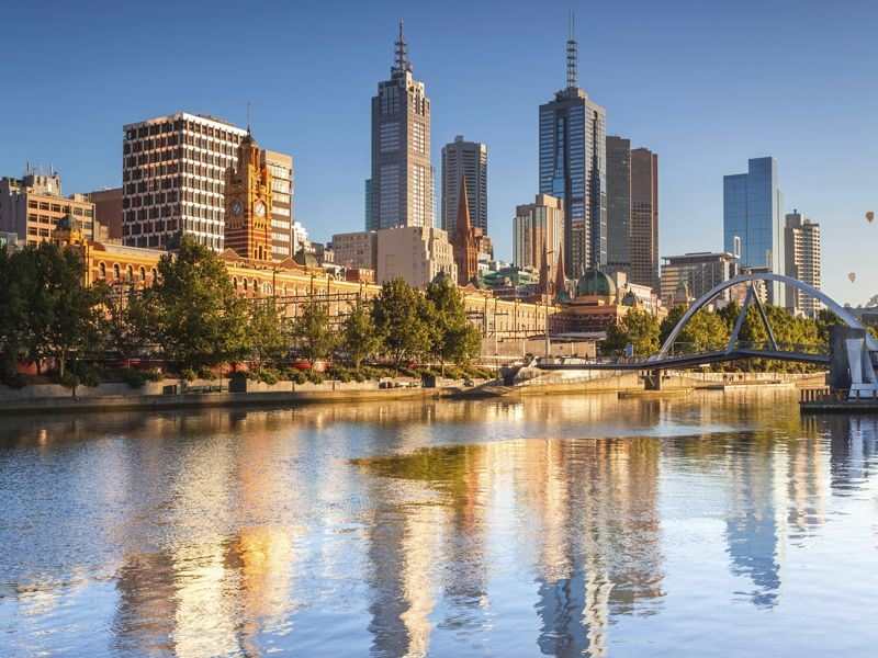 Melbourne-skyline-and-yarra-river - travel and tour world