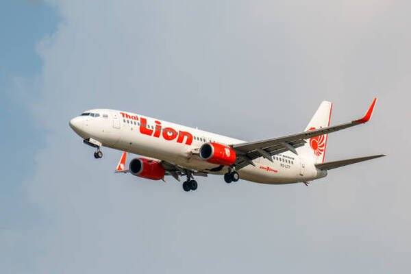 78C6B2A4-07D9-4CA0-827B-BF8B3EDA-TRAVEL और टूर वर्ल्ड थाई शेर पर्यटक