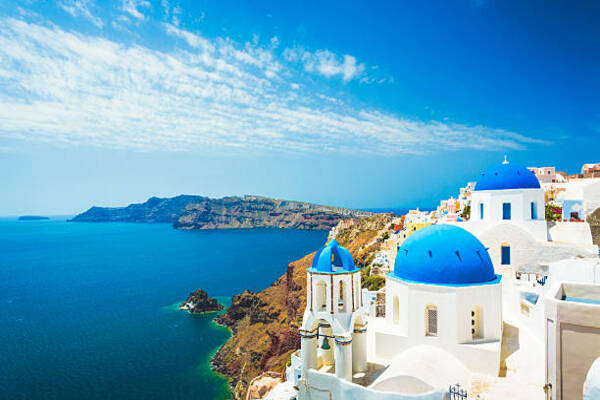 Church in oia santorini greece - travel and tour world