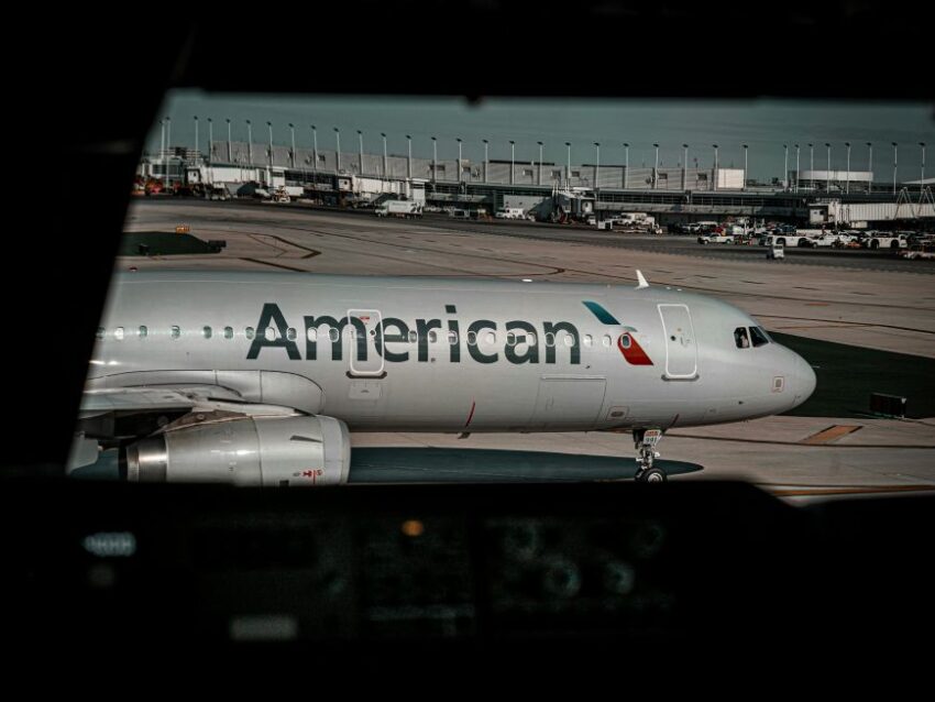 American Airlines Faces Allegations of Discrimination After Denying Boarding to Jewish Passengers at DFW Airport