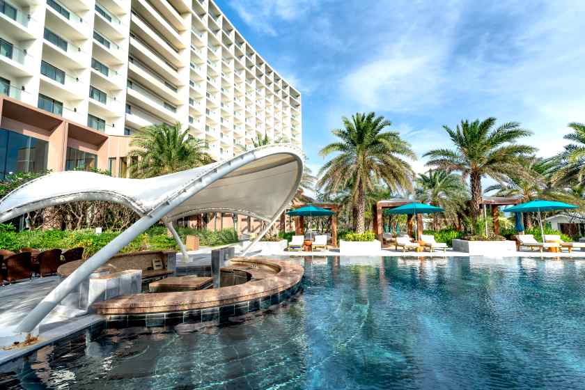 Resort-hotel-photo - travel and tour world