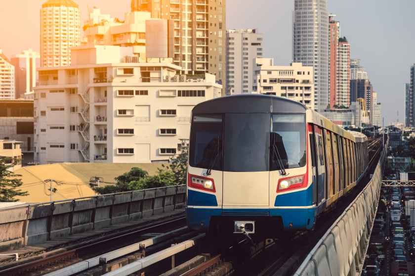 Jakarta metro - recreation and circuit world