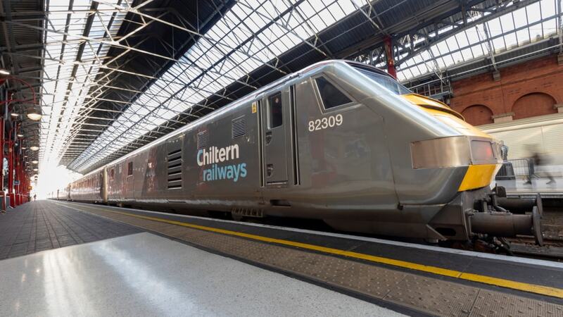 Uk passengers facing 1 - recreation and circuit world Uk passengers