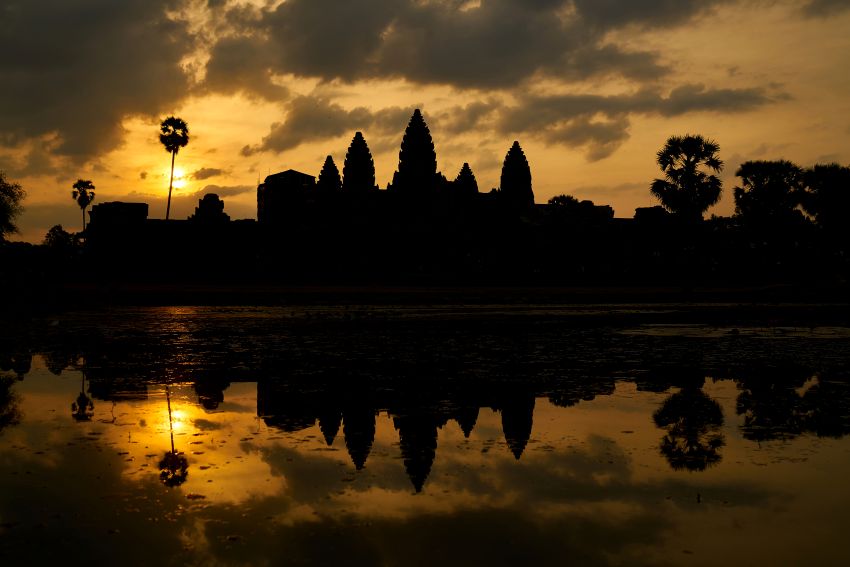 Angkor-wat-cambodia - recreation and circuit world