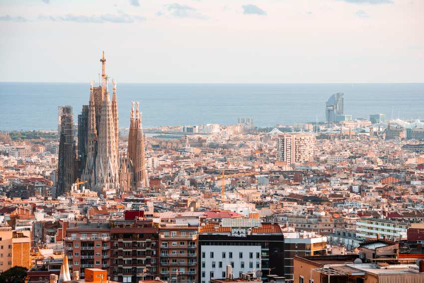 Beautiful-aerial-view-barcelona-city-with-sagrada-familia - travel and tour world