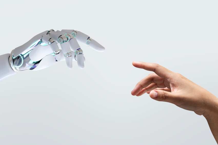 https://www.travelandtourworld.com/wp-content/uploads/2025/08/Can-Technology-Fully-Replace-the-Human-Element-in-Travel-1.jpg
