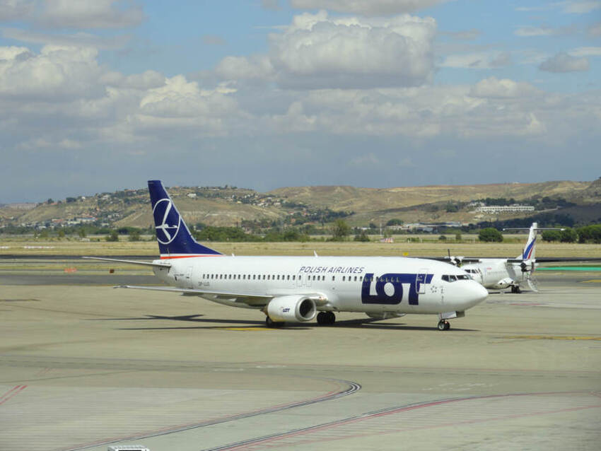 Lot polish airlines
