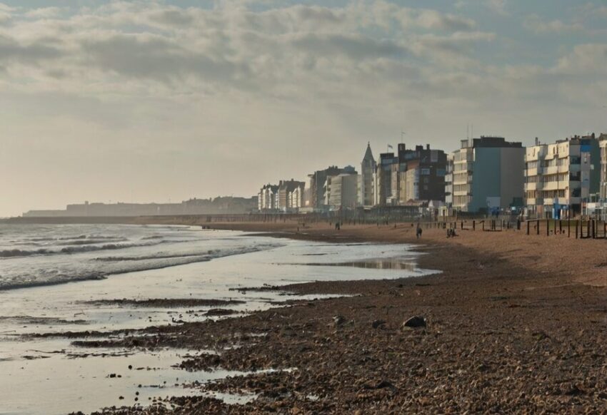 Böyük Britaniya çimərlikləri tullantılarla boğulur – Skegness böhranı