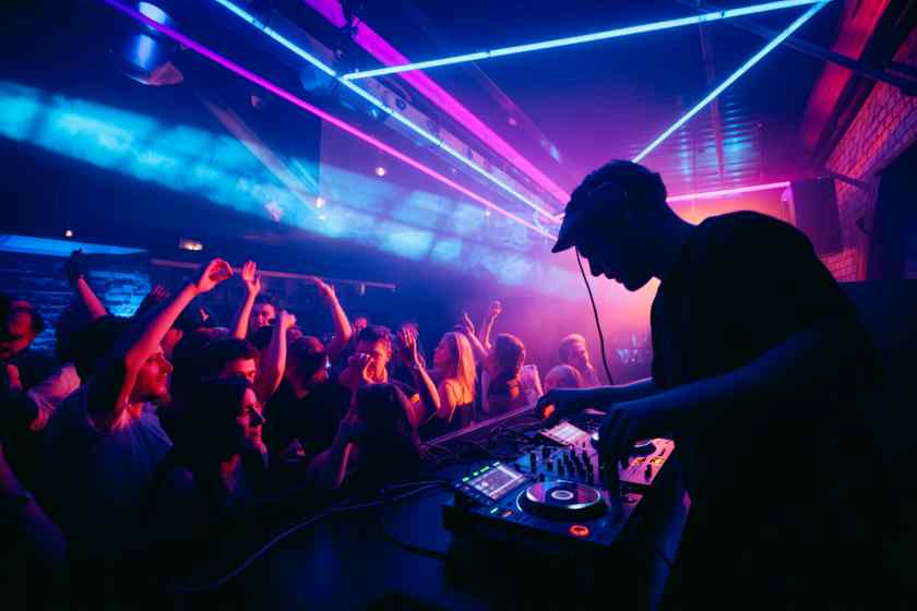 Netherlands’ Amsterdam Celebrates Tourism Growth Through Record Attendance At Amsterdam Dance Event Netherlands’ Amsterdam Celebrates Tourism Growth Through Record Attendance At Amsterdam Dance Event