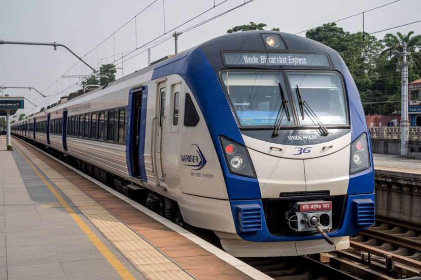 New Vande Bharat Express Connects Patna, Muzaffarpur, And Purnia To Nepal Border, Making Travel To Jogbani Faster And More Comfortable New Vande Bharat Express Connects Patna, Muzaffarpur, And Purnia To Nepal Border, Making Travel To Jogbani Faster And More Comfortable