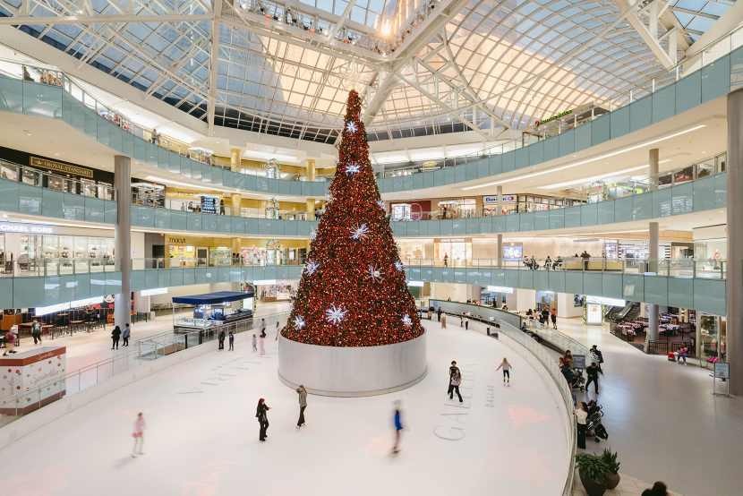 Experience the Magic of Galleria Dallas’ Record-Breaking Ninety-Five Foot Christmas Tree Lighting Up the Season