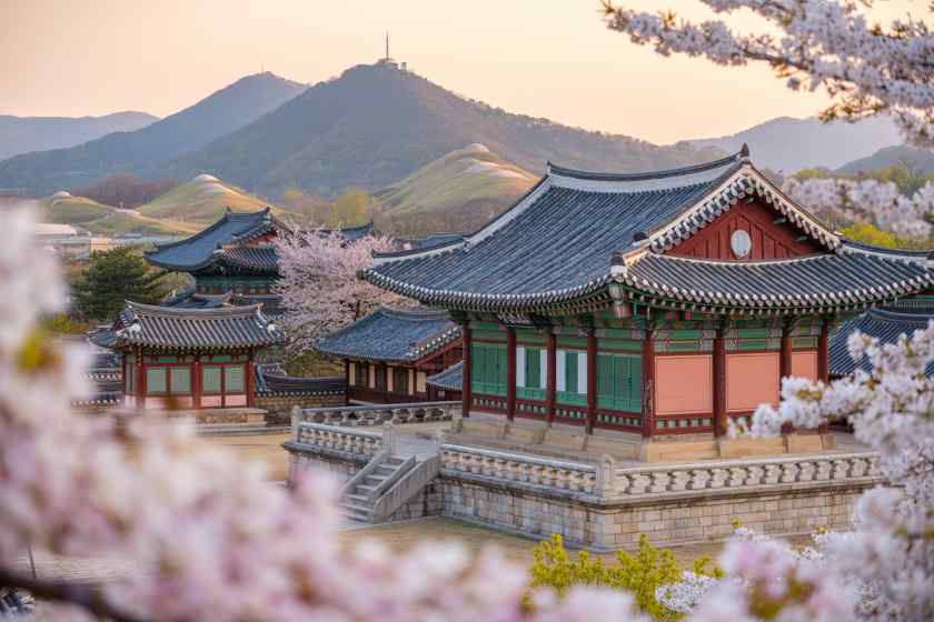 From Gyeongju’s Hwangnam Bread To Crown-inspired Souvenirs: A Shopper’s Paradise From Gyeongju’s Hwangnam Bread To Crown-inspired Souvenirs: A Shopper’s Paradise