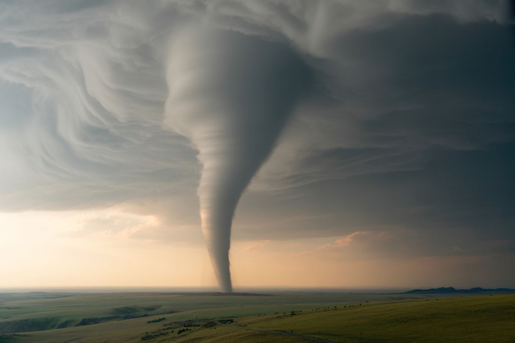 Tornado Warning In Southern Texas, Us: Tourists Urged To Take Cover As Severe Storms Approach! Tornado Warning In Southern Texas, Us: Tourists Urged To Take Cover As Severe Storms Approach!