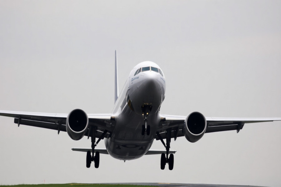 Us, Uk, France, Italy, Spain, And Netherlands Rising Airfares Don’t Slow Down Demand For Flights To Greece, With Planes Remaining Full As Tourists Rush To The Iconic Destination