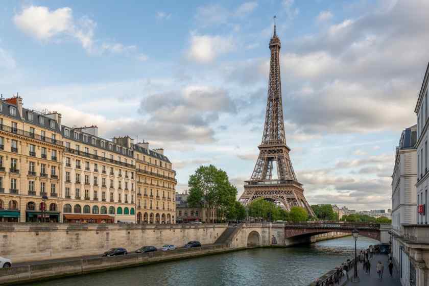 Explore The Sweet Side Of Paris: Bakery Tourism Draws Global Visitors To Patisseries Explore The Sweet Side Of Paris: Bakery Tourism Draws Global Visitors To Patisseries