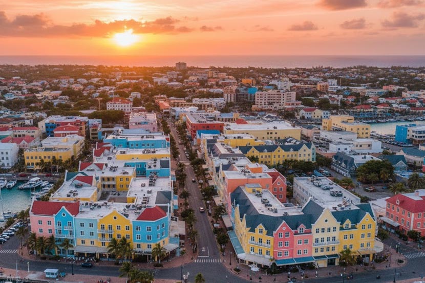 Aruba is Exploding with US Visitors This Thanksgiving Day Holiday Season – Why Oranjestad, San Nicolás, Palm Beach, and Noord Are Hotter Than Ever, New Update is Here