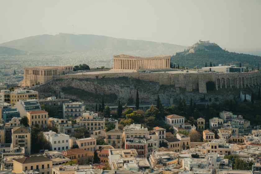 Navigating Athens: A Tourist’s Guide To The Costs And Experiences Of Greece’s Capital Navigating Athens: A Tourist’s Guide To The Costs And Experiences Of Greece’s Capital