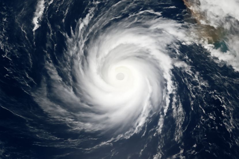 চেন্নাই: ঘূর্ণিঝড় ডিটভাহ – ট্রাভেল অ্যান্ড ট্যুর ওয়ার্ল্ডের কারণে চেন্নাই বিমানবন্দরে 54টি ফ্লাইট বাতিল করা হয়েছে