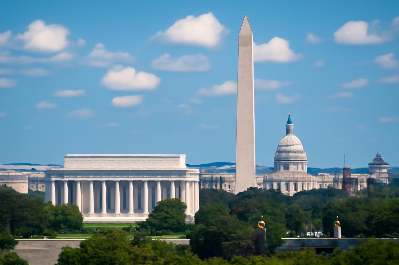 United Airlines Joins The Faa In Managing The Ground Stop At Reagan National Airport, Leading To Passenger Evacuations And Travel Disruptions