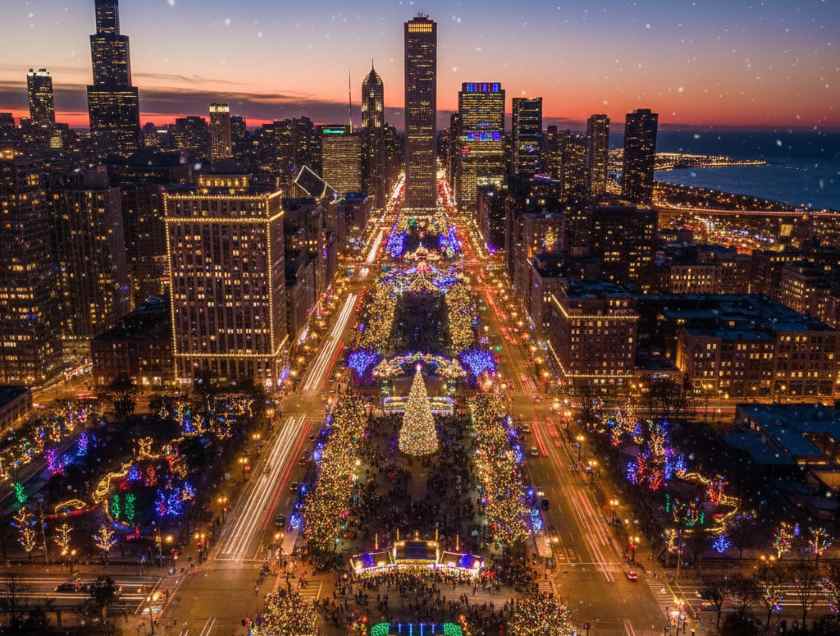 Tourists Flock To Chicago For The Best Holiday Lights And Seasonal Events