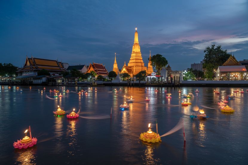 Experience The Magic Of Loy Krathong At Riverfront Locations Like Wat Kalayanamitr, Iconsiam, And Asiatique In Bangkok – Everything That You Need To Know