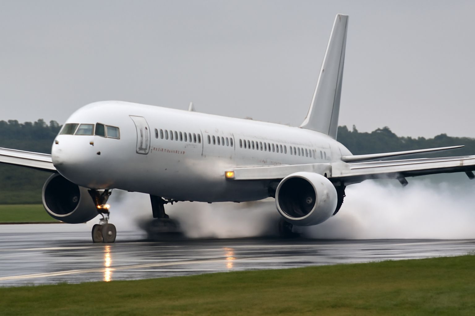 Air France Flight AF500, a Boeing 777-300ER en route to Lima Diverts Mid-Atlantic After Toilet Issue, Declares an Emergency And Returns to Paris with Passengers on Board