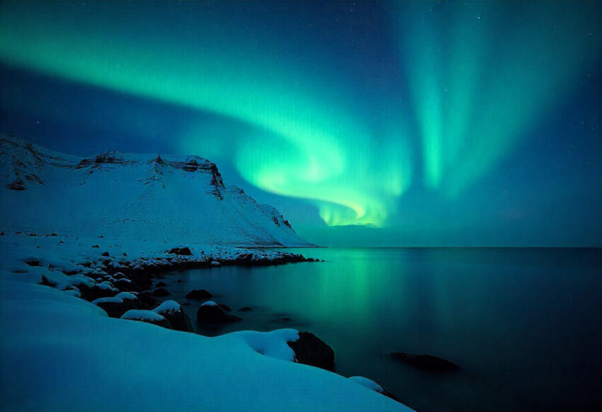 Freepik__the-style-is-candid-ima - 2025-11-18t004422941 - travel and tour world Stargazing Destinations