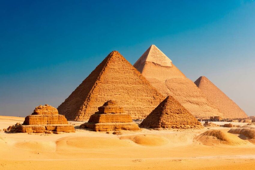 Image of Pyramids of Giza