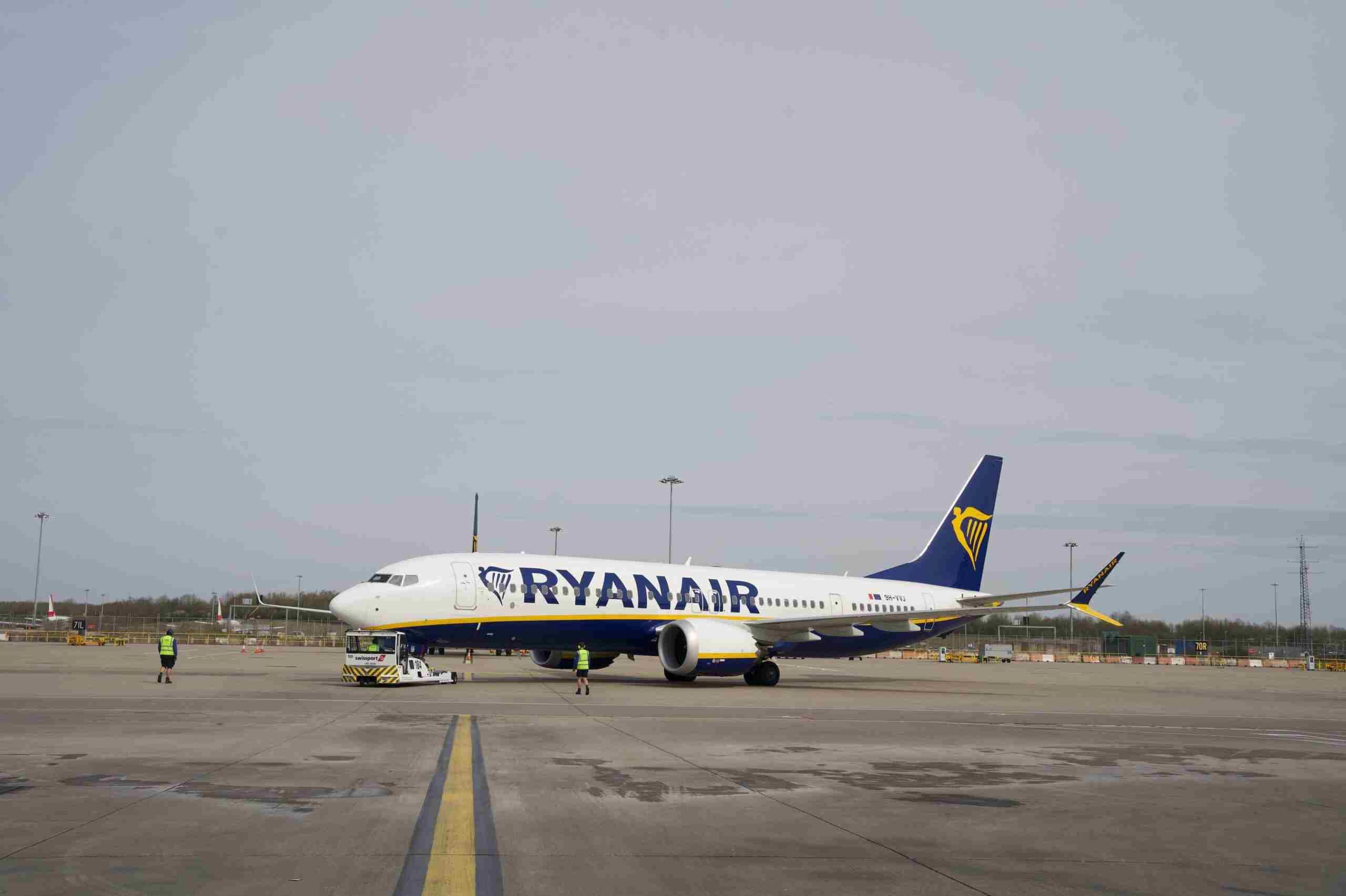 Hidden fees and safety ryanaireasyjet wizz airnorwegian vueling - travel and tour world Hidden fees and safety ryanair,easyjet, wizz air,norwegian, vueling