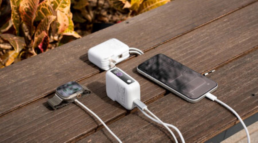 Lisen’s Three-in-one Fast Travel Charger Revolutionizes On The Go Power With Speed, Simplicity, And Style!