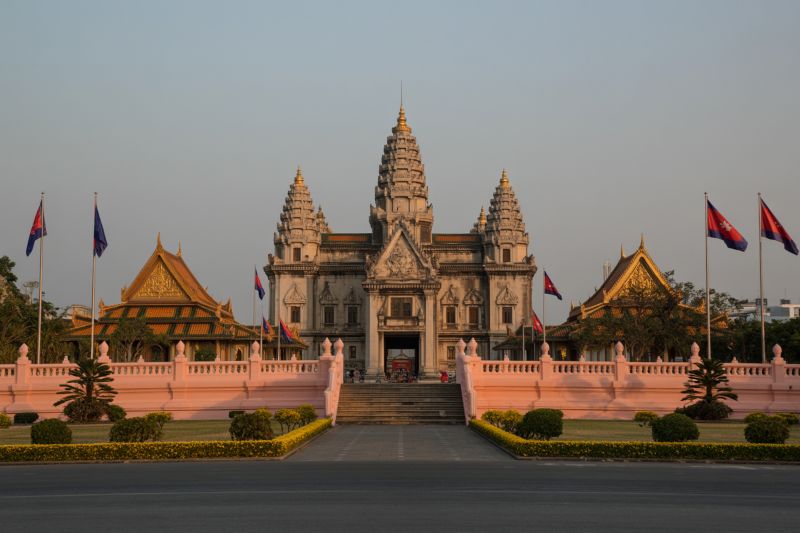 China-cambodia Cultural Ties Explored In Stunning New Exhibition At National Museum, A Rich Cultural Legacy Unveiled
